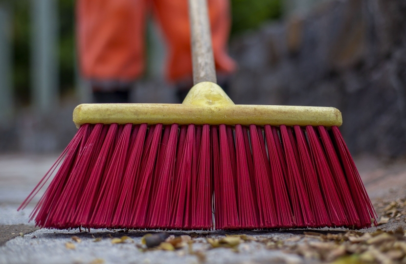 Street cleaning broom