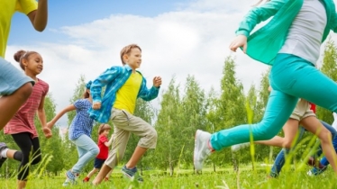 children running in summertime